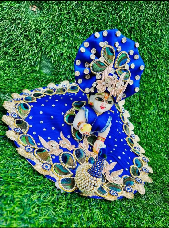 Morleela Vastra with mukut for ladoo Gopala