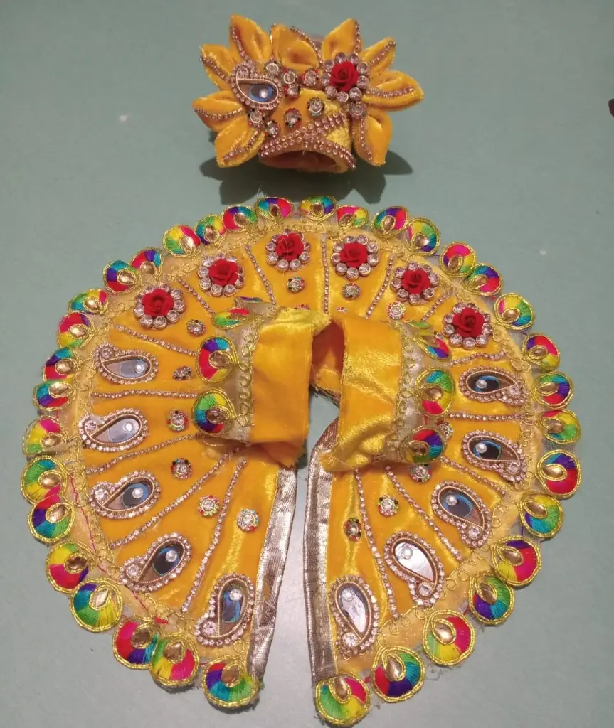Kanak Shringar poshak with pagdi for ladoo gopala